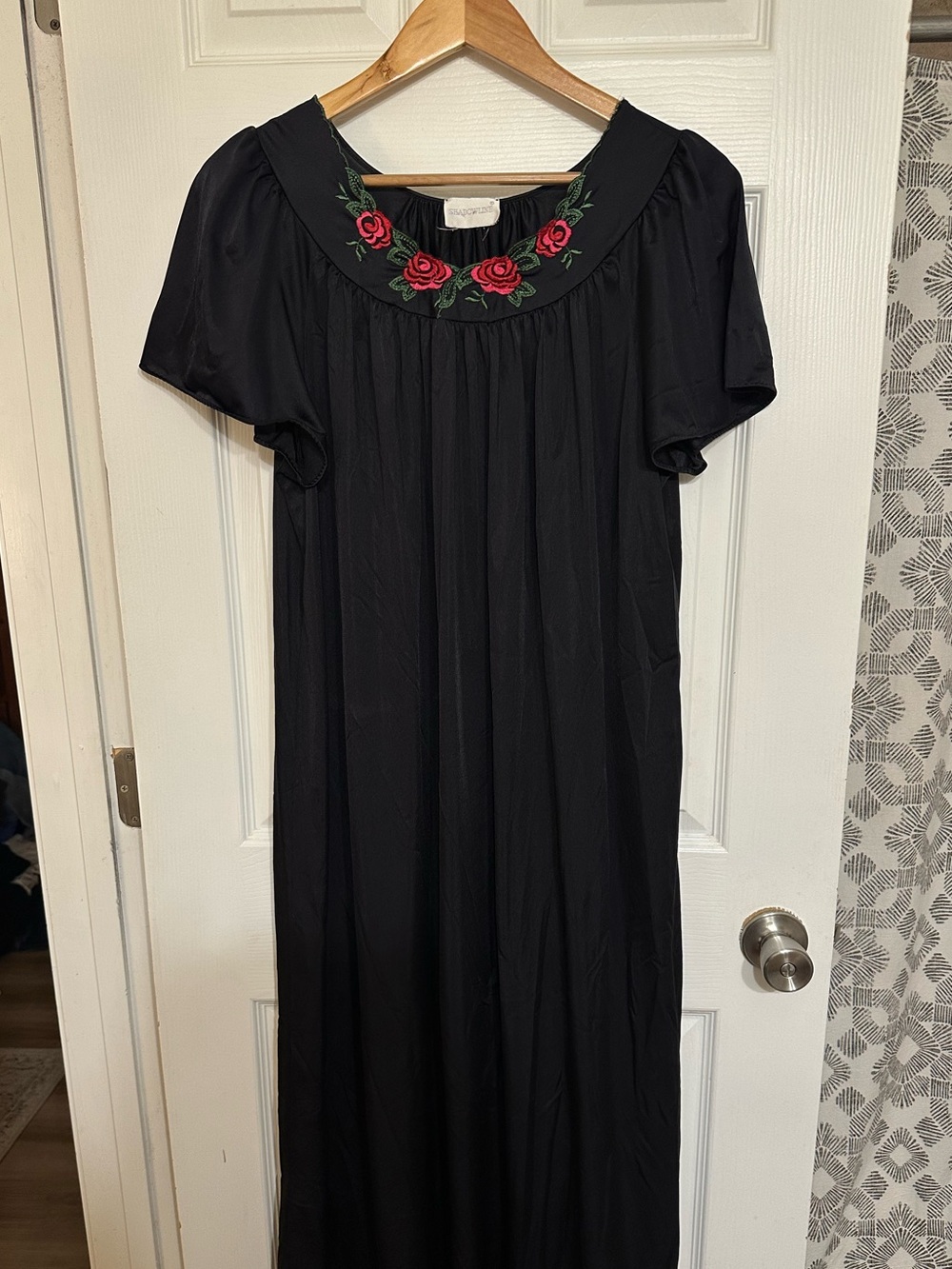 Shadowline Floral Embroidered Flutter Sleeve Night Dress L/XL Modest Cottage